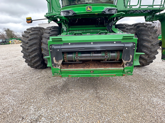 2025 John Deere S7 800 Combine