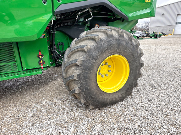 2025 John Deere S7 800 Combine