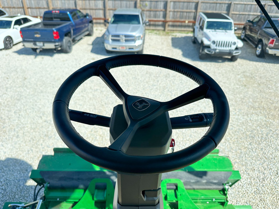 2025 John Deere S7 800 Combine