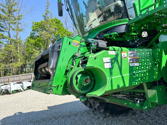 2025 John Deere S7 800 Combine