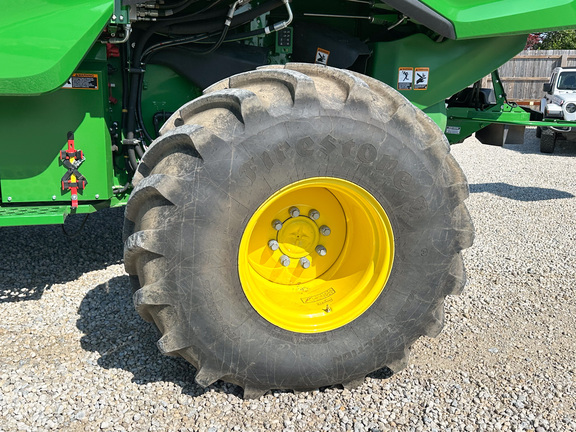 2025 John Deere S7 800 Combine