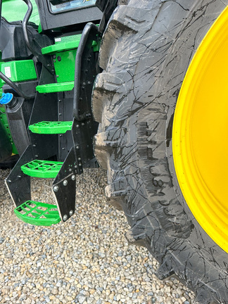 2025 John Deere 8R 340 Tractor