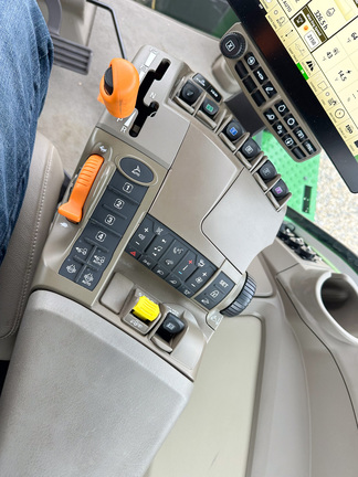 2025 John Deere 8R 340 Tractor