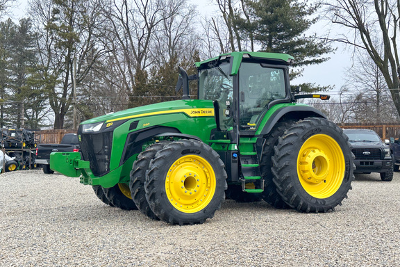 2025 John Deere 8R 340 Tractor