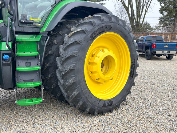 2025 John Deere 8R 340 Tractor