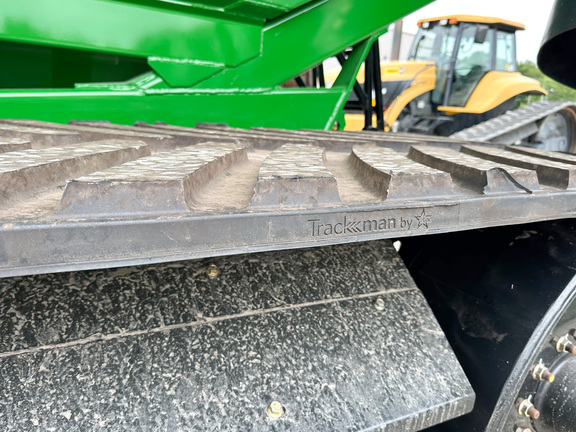 2025 Brent V1500 Grain Cart