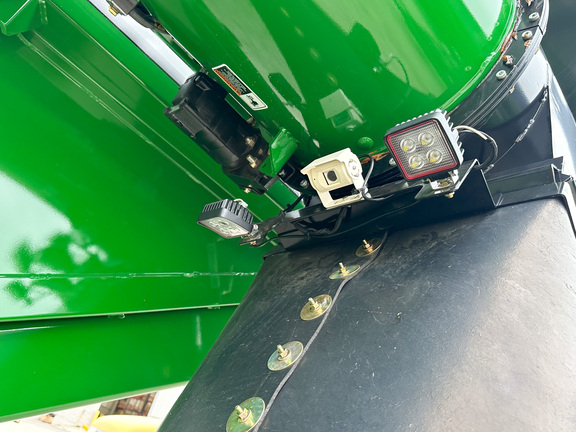 2025 Brent V1500 Grain Cart