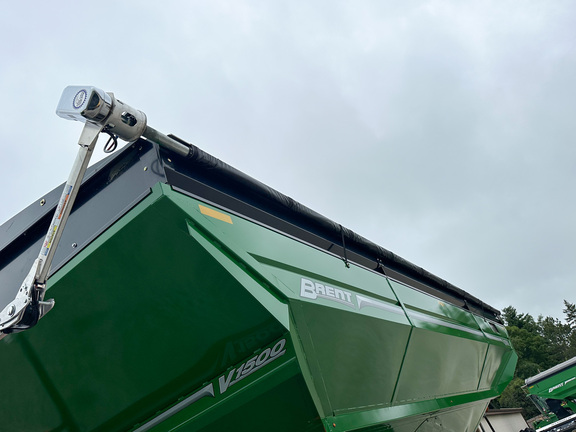 2025 Brent V1500 Grain Cart