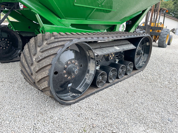 2025 Brent V1500 Grain Cart