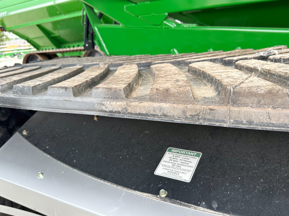 2025 Brent V1500 Grain Cart