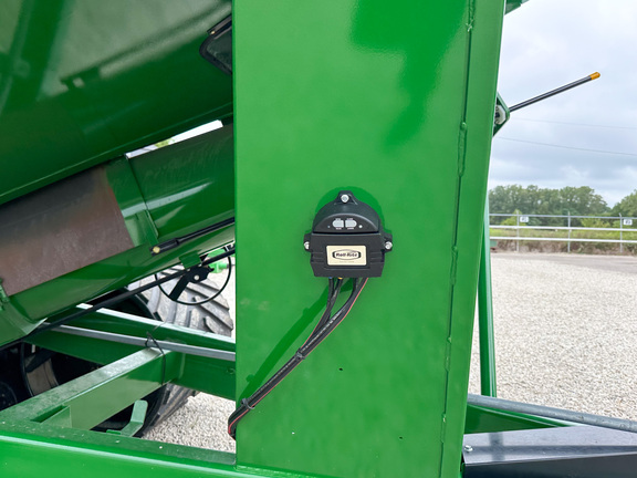 2025 Brent V1500 Grain Cart