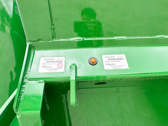 2024 Brent 1398 Grain Cart