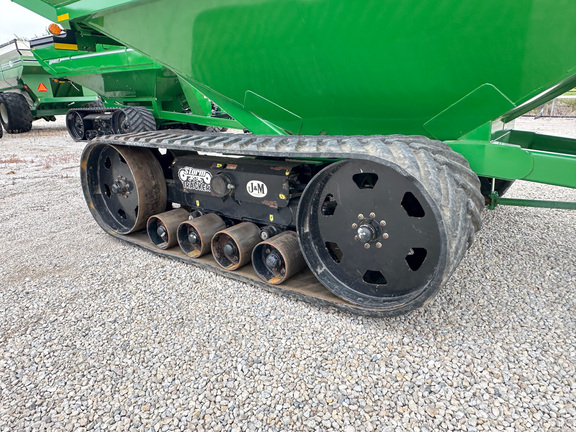 2011 J&M 1326-22T Grain Cart