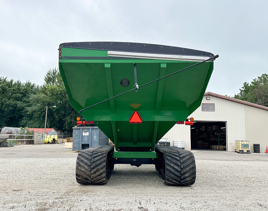 2011 J&M 1326-22T Grain Cart