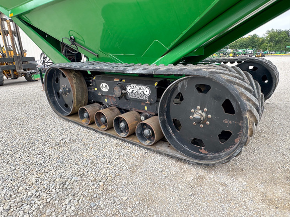 2011 J&M 1326-22T Grain Cart