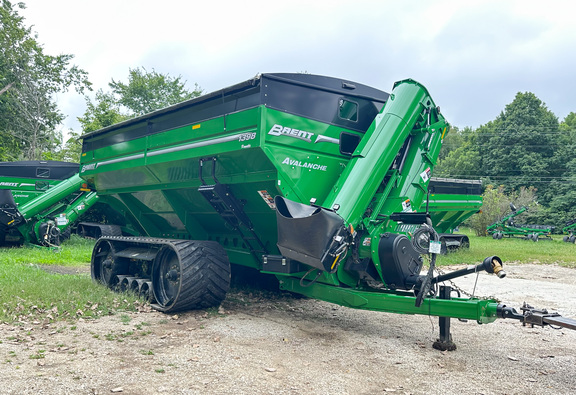 2024 Brent 1398 Grain Cart
