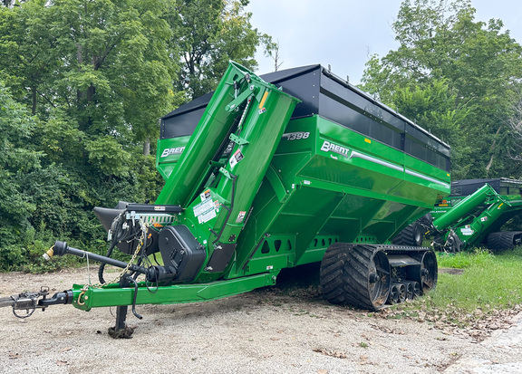 2024 Brent 1398 Grain Cart