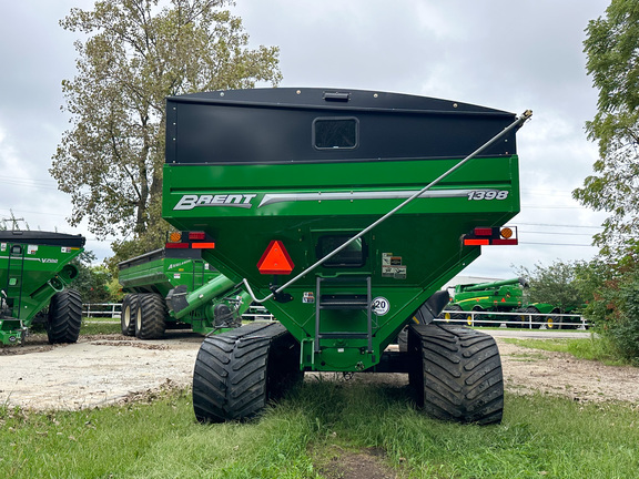 2024 Brent 1398 Grain Cart
