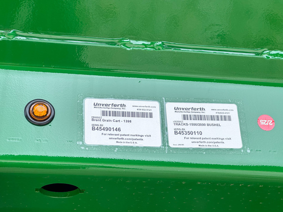 2024 Brent 1398 Grain Cart