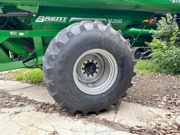 2024 Brent V700 Grain Cart