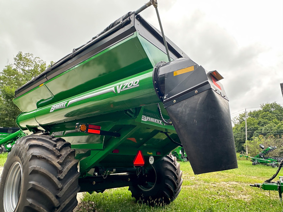 2024 Brent V700 Grain Cart