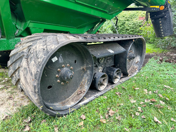 2024 Brent V1100 Grain Cart