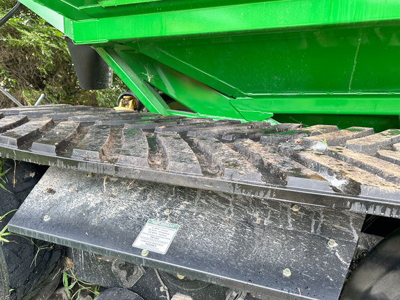 2024 Brent V1100 Grain Cart