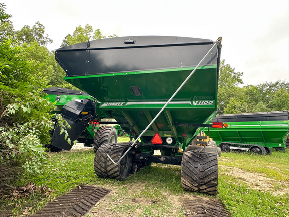 2024 Brent V1100 Grain Cart