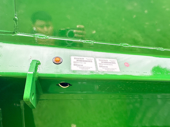 2024 Brent 1398 Grain Cart