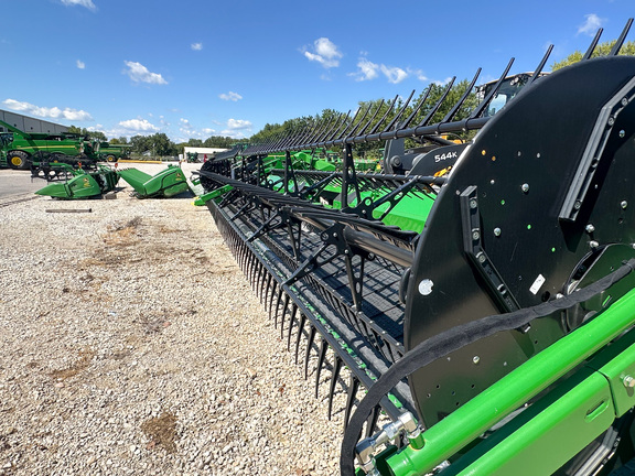 2024 John Deere HD40F Header Combine