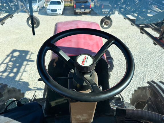 2009 Miller Pro CONDOR A75 Sprayer/High Clearance