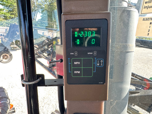 2009 Miller Pro CONDOR A75 Sprayer/High Clearance