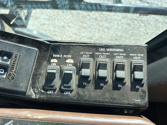 2009 Miller Pro CONDOR A75 Sprayer/High Clearance