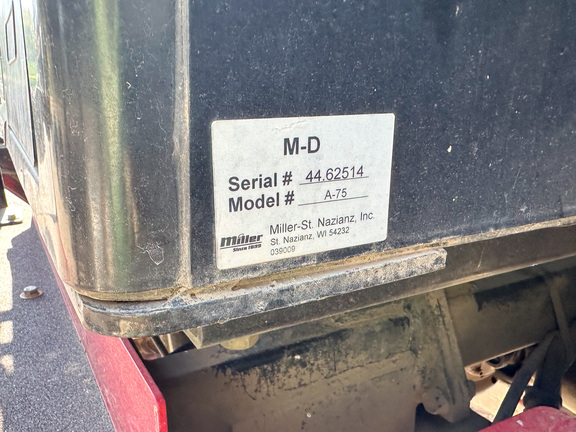 2009 Miller Pro CONDOR A75 Sprayer/High Clearance