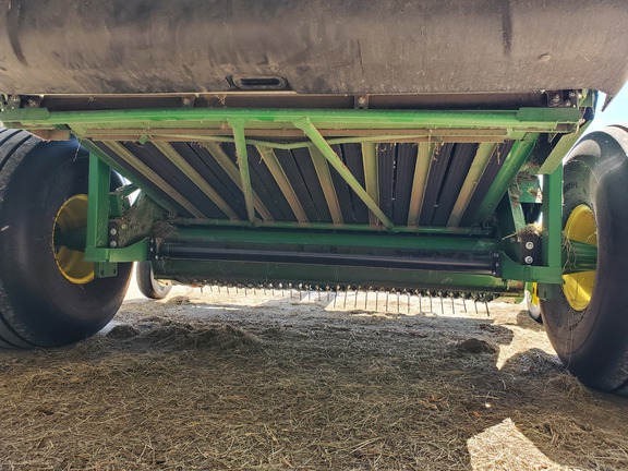 2023 John Deere 560M Baler/Round