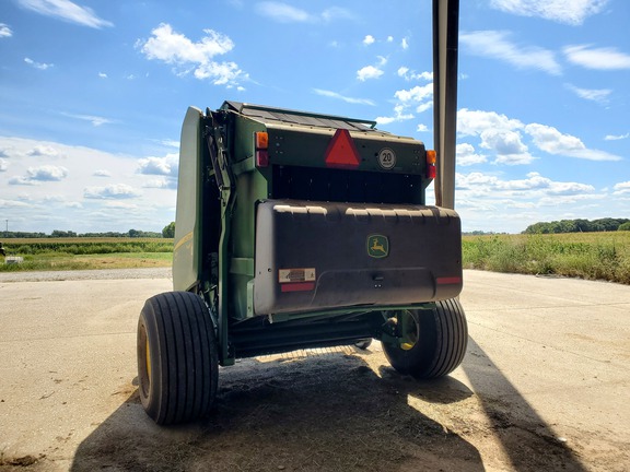 2023 John Deere 560M Baler/Round