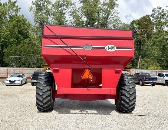 2002 J&M 525-14 Grain Cart
