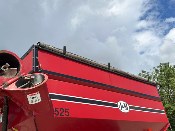 2002 J&M 525-14 Grain Cart