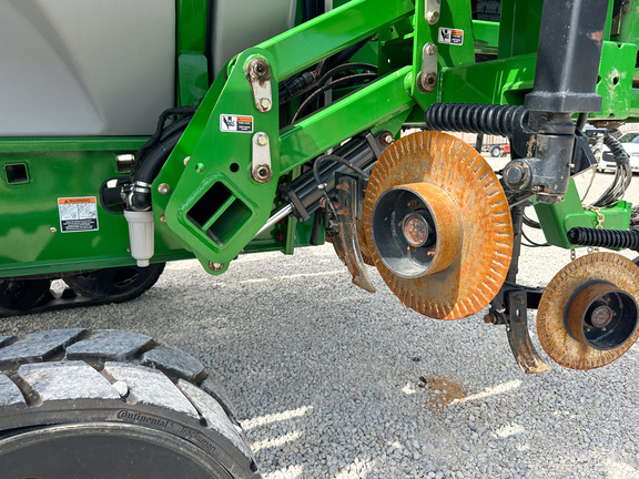 2020 Unverferth 2600 Applicator