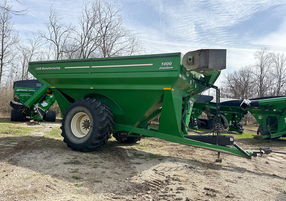 2009 J&M 1000-20 Grain Cart
