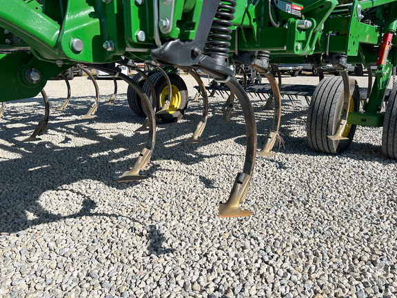 2025 John Deere 2230FH Field Cultivator