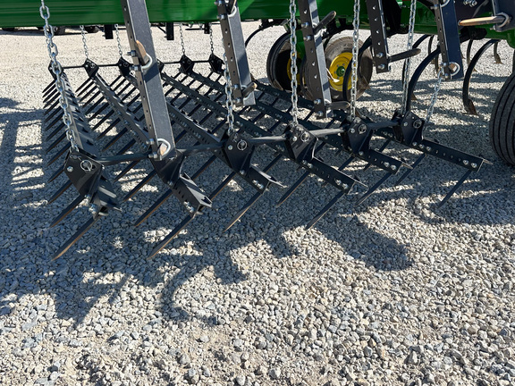 2025 John Deere 2230FH Field Cultivator