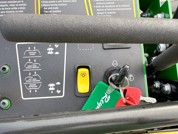 2025 John Deere Q820E Misc