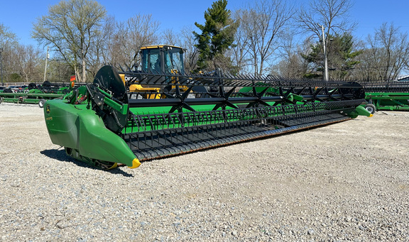 2017 John Deere 640FD Header Combine