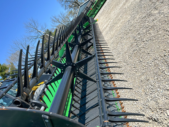 2017 John Deere 640FD Header Combine