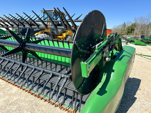 2017 John Deere 640FD Header Combine