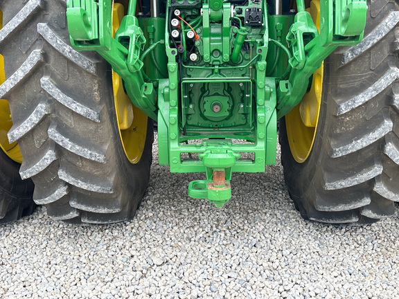 2025 John Deere 8R 370 Tractor