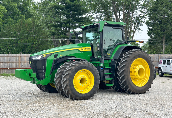 2025 John Deere 8R 370 Tractor