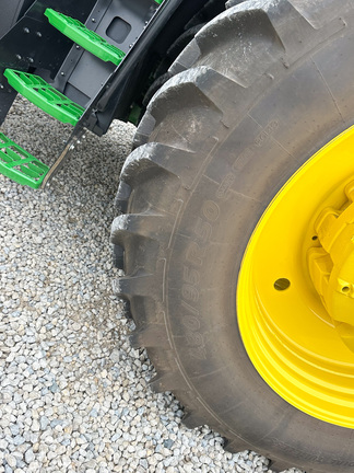 2025 John Deere 8R 370 Tractor
