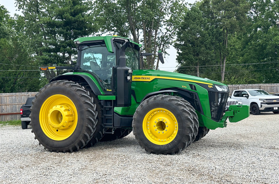 2025 John Deere 8R 370 Tractor